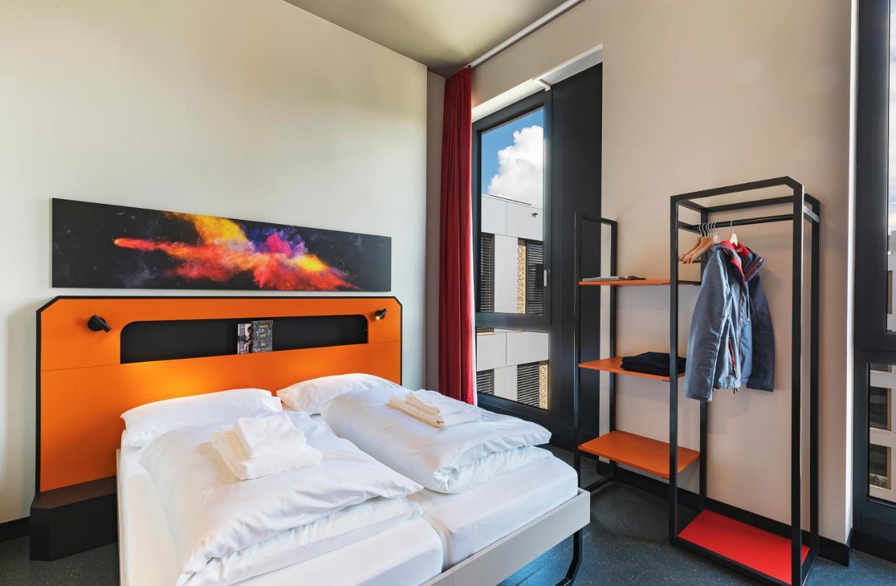 Hotel Meininger Centre Charmilles Ginebra