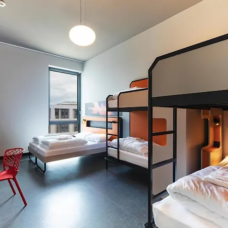 Hotel Meininger Centre Charmilles