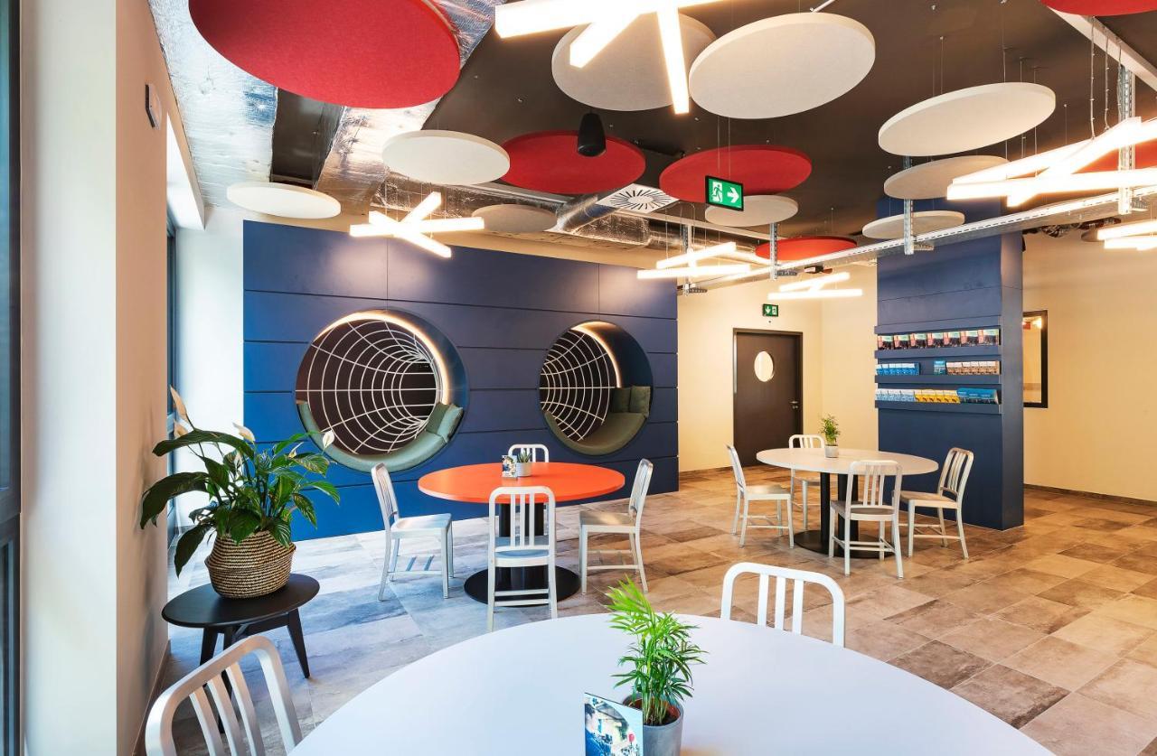 Meininger Centre Charmilles Hotel *